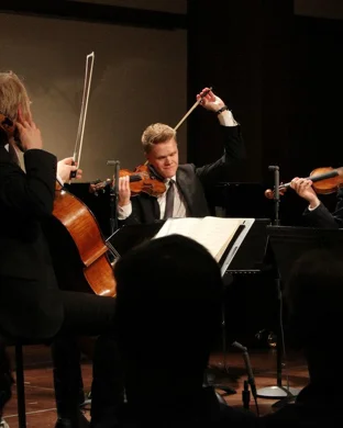 Knoxville Symphony Orchestra: Roy Cockrum Chamber Series - Mostly Mozart