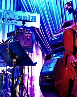 Knoxville Jazz Orchestra: A Swingin' Christmas With Patrick Bartley